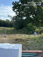 barret-homes-grass-fence